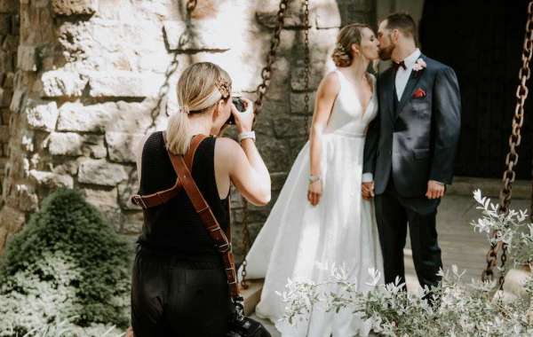 Five Ways a Wedding Photographer Makes Your Ceremony Special